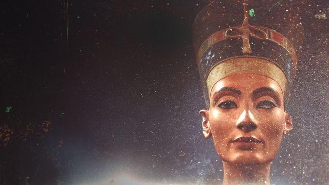 Egypt's Lost Queens Backdrop