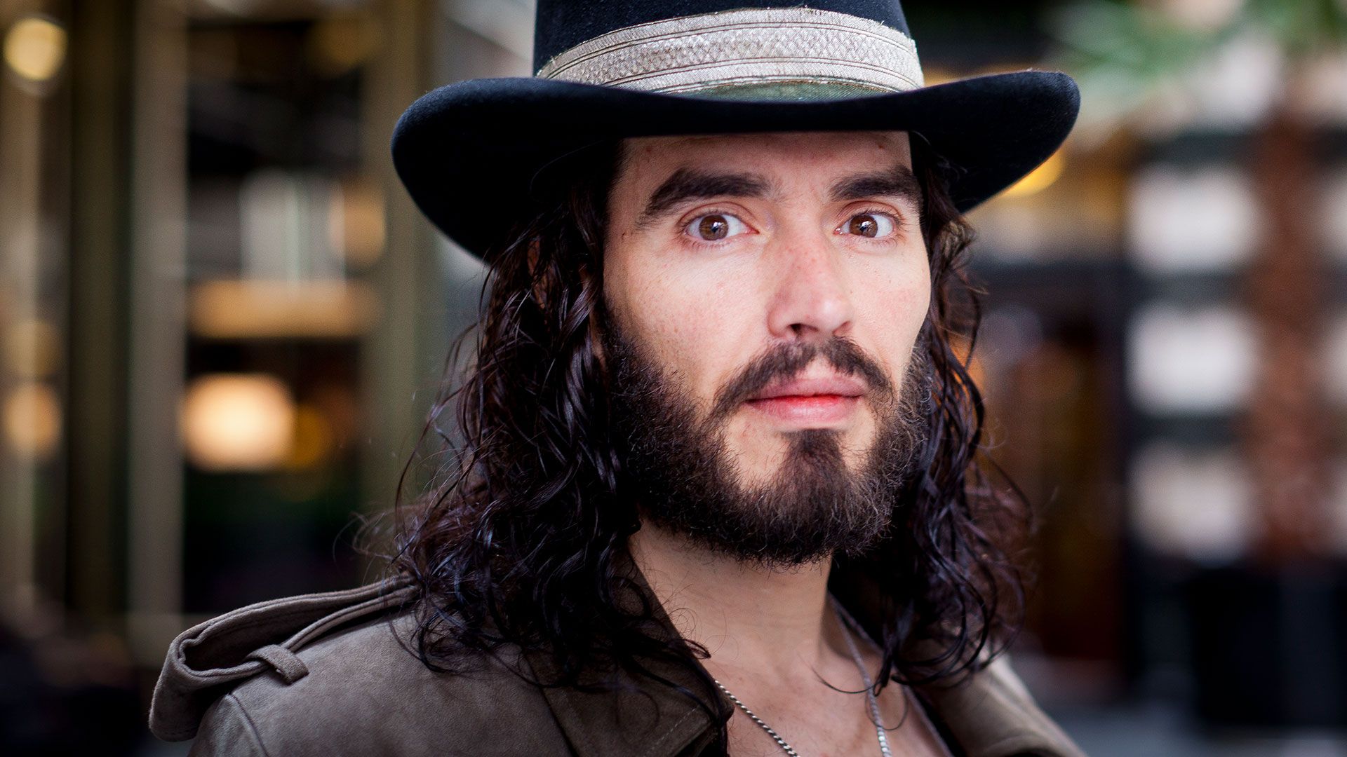 Russell Brand - From Addiction to Recovery Backdrop