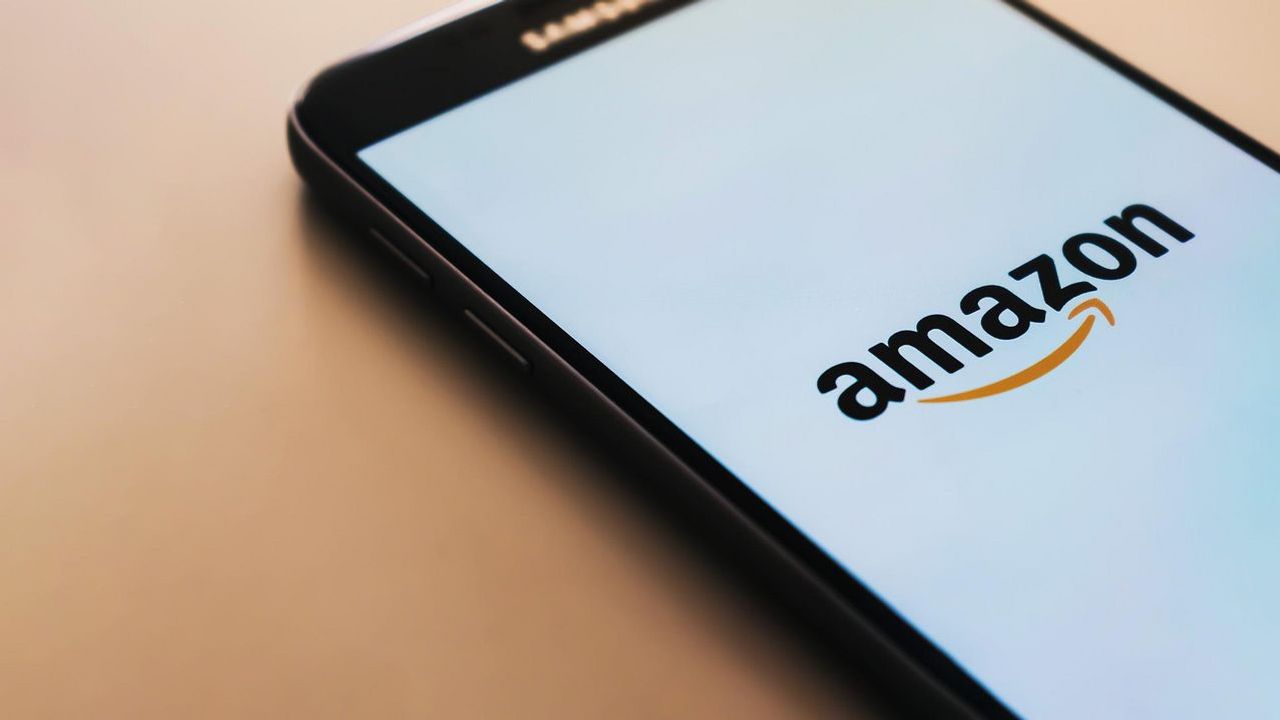 Amazon: How Do They Really Do It? (2022): Where to Watch and Stream ...