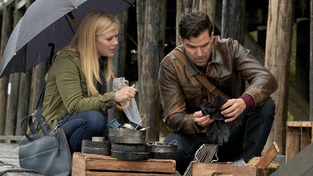 Chronicle Mysteries: The Wrong Man Backdrop