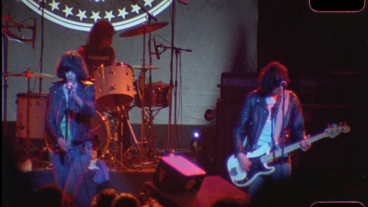 Ramones: Raw Backdrop
