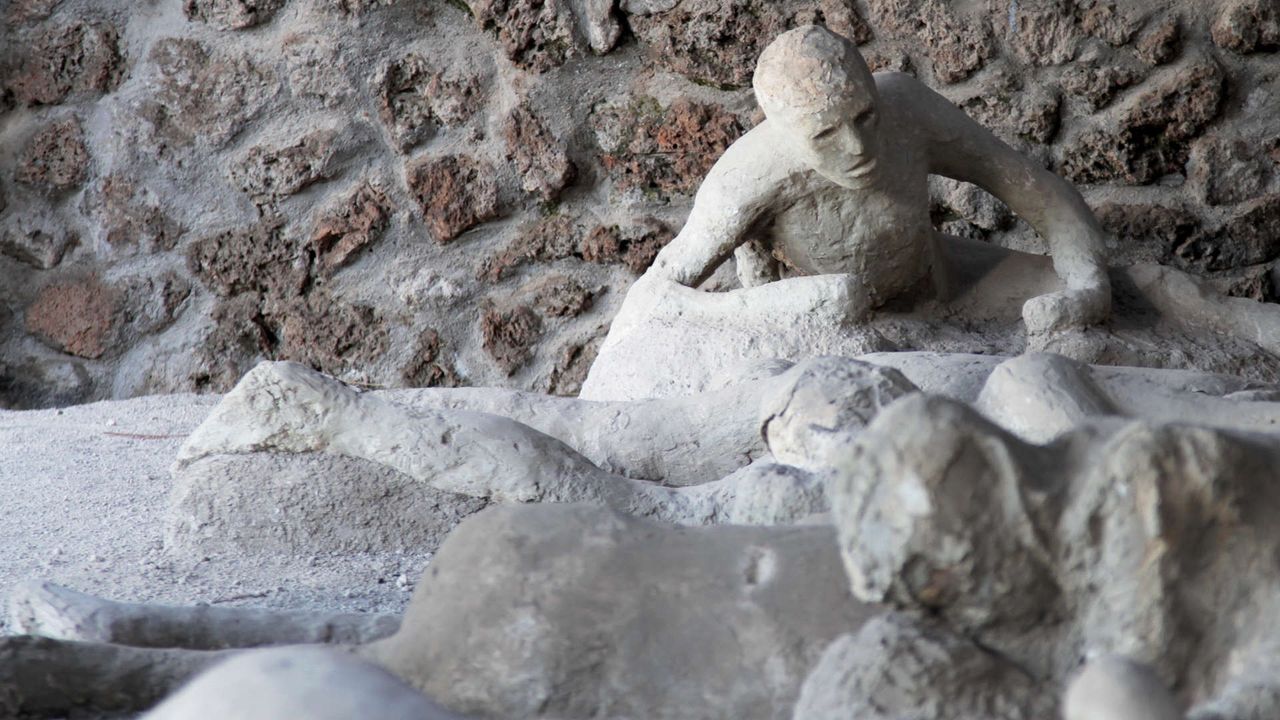 Pompeii: The Dead Speak Backdrop