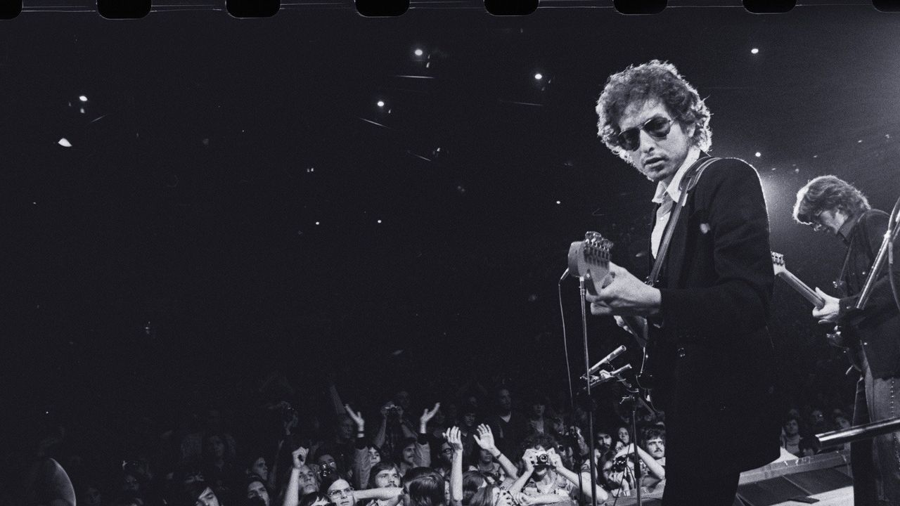 Bob Dylan: Odds and Ends Backdrop