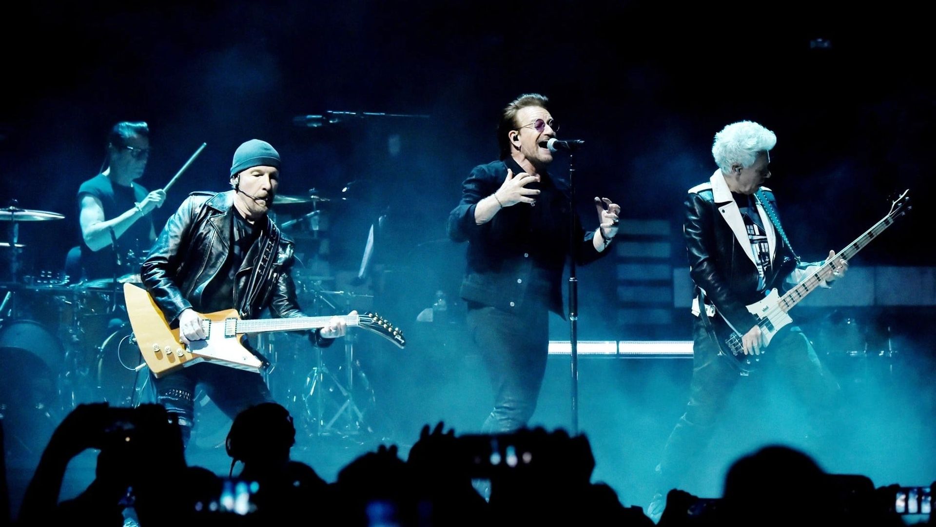 U2: eXPERIENCE - Live in Berlin Backdrop