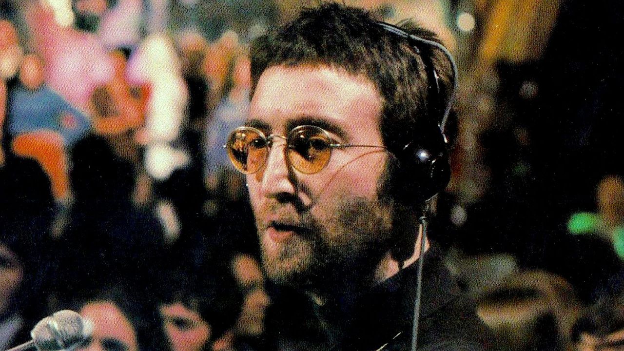 John Lennon and the Plastic Ono Band: Sweet Toronto Backdrop
