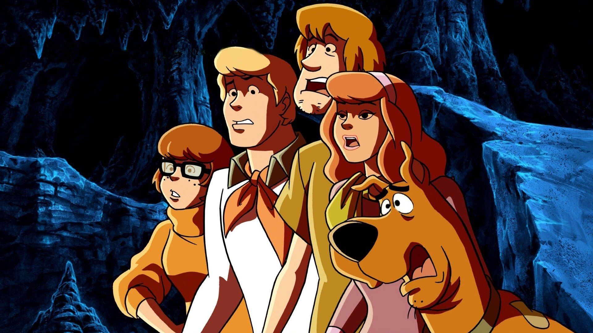 Scooby-Doo! Legend of the Phantosaur Backdrop