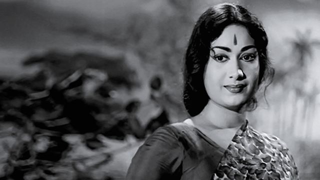 Aathma Bandhuvu Backdrop