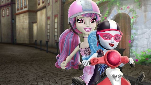 Monster High: Scaris, City of Frights Backdrop