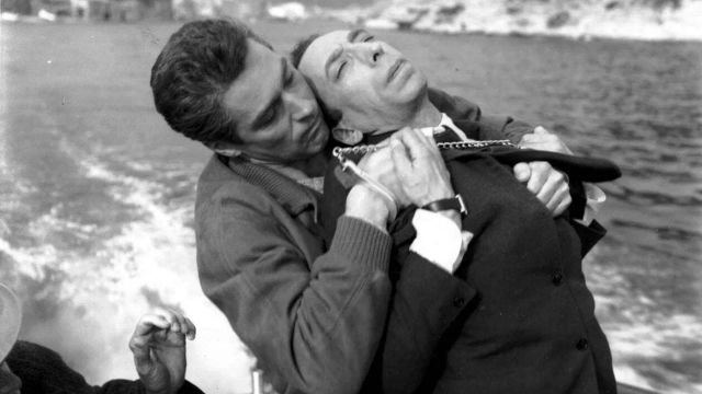 OSS 117 se déchaîne Backdrop