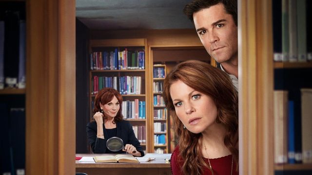 Dead Over Heels: An Aurora Teagarden Mystery Backdrop