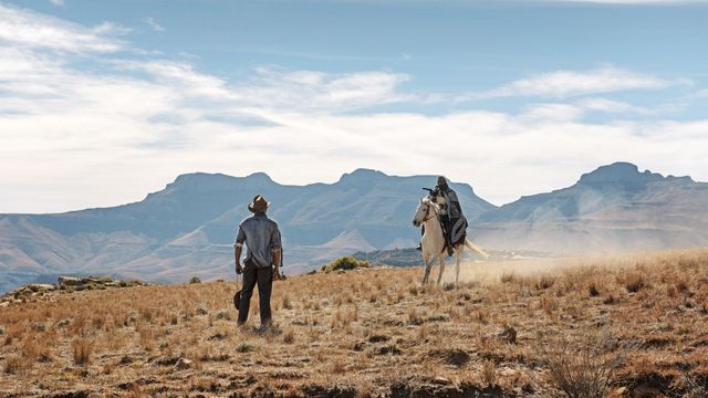 Five Fingers for Marseilles Backdrop