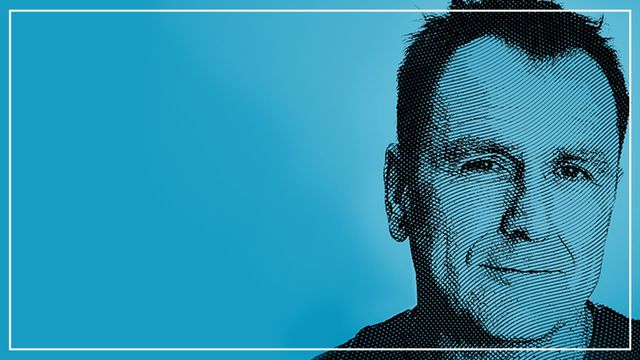Colin Quinn: Unconstitutional Backdrop