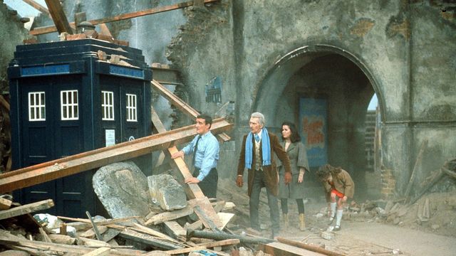 Daleks' Invasion Earth 2150 A.D. Backdrop