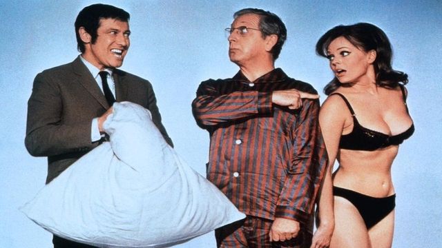 Otto ist auf Frauen scharf Backdrop