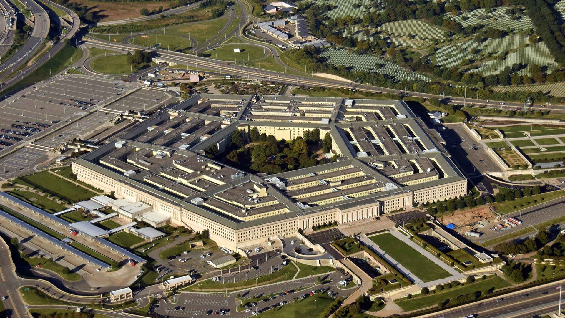 11S - 20 años: El Pentágono Backdrop