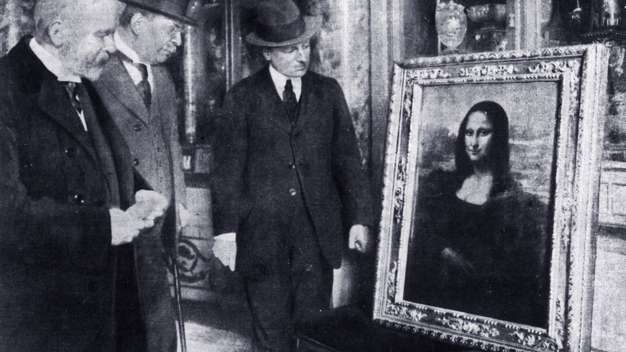 The Missing Piece: Mona Lisa, Her Thief, the True Story Backdrop