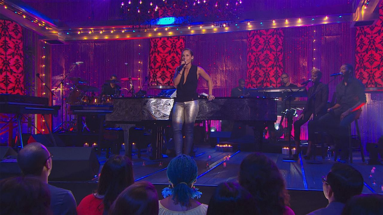 Alicia Keys - VH1 Storytellers (2013): Where to Watch and Stream Online ...