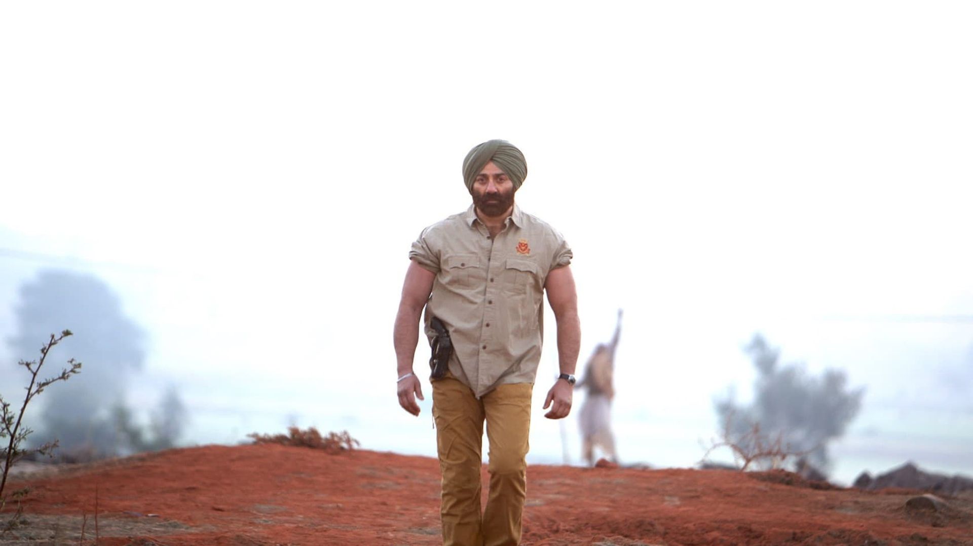 Singh Saab the Great Backdrop