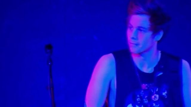 5 Seconds of Summer: Up Close and Personal Backdrop