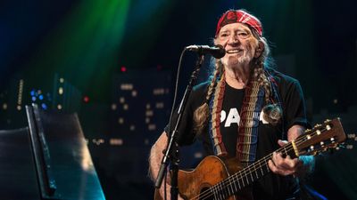 Season 44, Episode 12 Willie Nelson & The Family Band