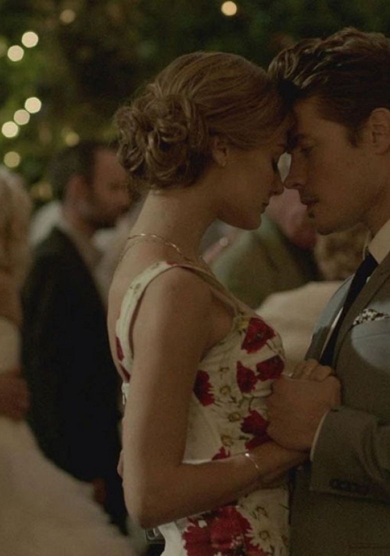 The Arrangement | E!