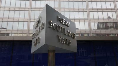 Season 01, Episode 05 Secrets of Scotland Yard
