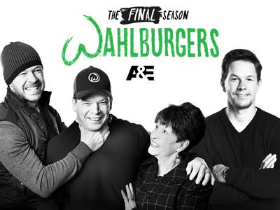 Season 10, Episode 11 Wahlburgers Comes Home