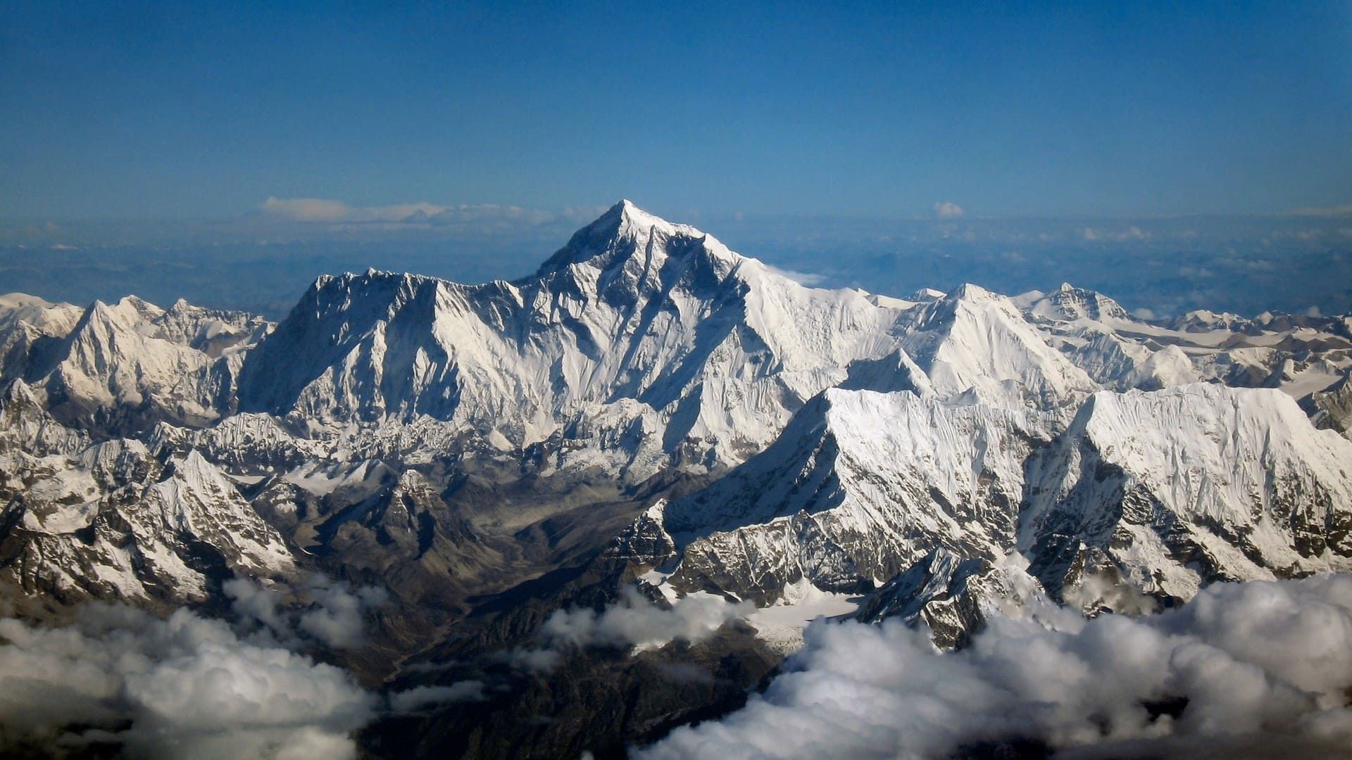 Everest Air Backdrop