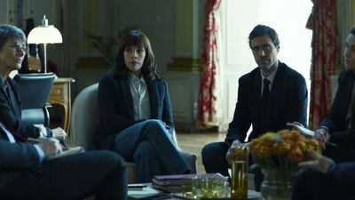 Season 01, Episode 05 Chapitre Cinq: Celui qui ne connaît pas l'histoire est condamné à la revivre - K.M.