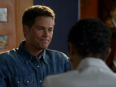 Season 01, Episode 22 Favorite Son