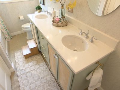 Season 23, Episode 25 S23:E26 - Chelsea’s Ranch Revival: Smart Home/Energy Efficiency