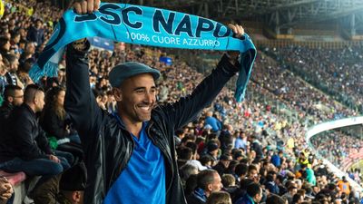 Season 01, Episode 12 Forza Napoli