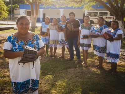 Season 12, Episode 10 A Mayan League of Their Own