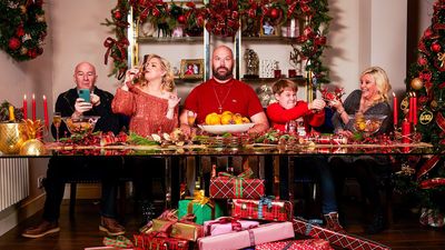 Season 01, Episode 07 Christmas Special