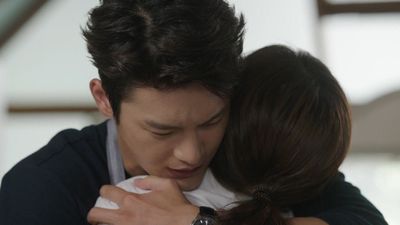 Season 01, Episode 14 Lee Joon Young's Room