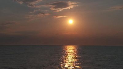 Season 02, Episode 18 Sun Sets Into the Ocean