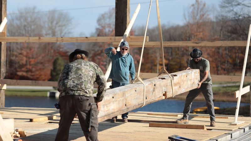 Barnwood Builders Season 19: Where To Watch Every Episode | Reelgood