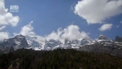 Season 01, Episode 03 Himalayas: Surviving the Summits