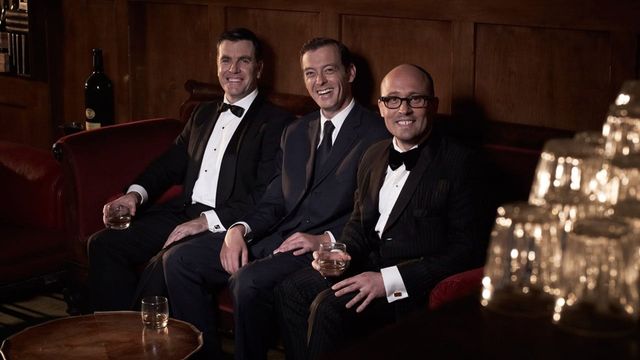 Agony Uncles Backdrop