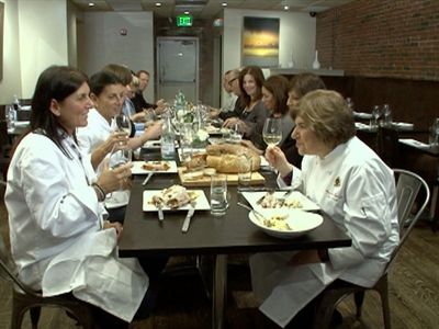 Season 26, Episode 24 Cooking for Friends; Cucinando per gli Amici