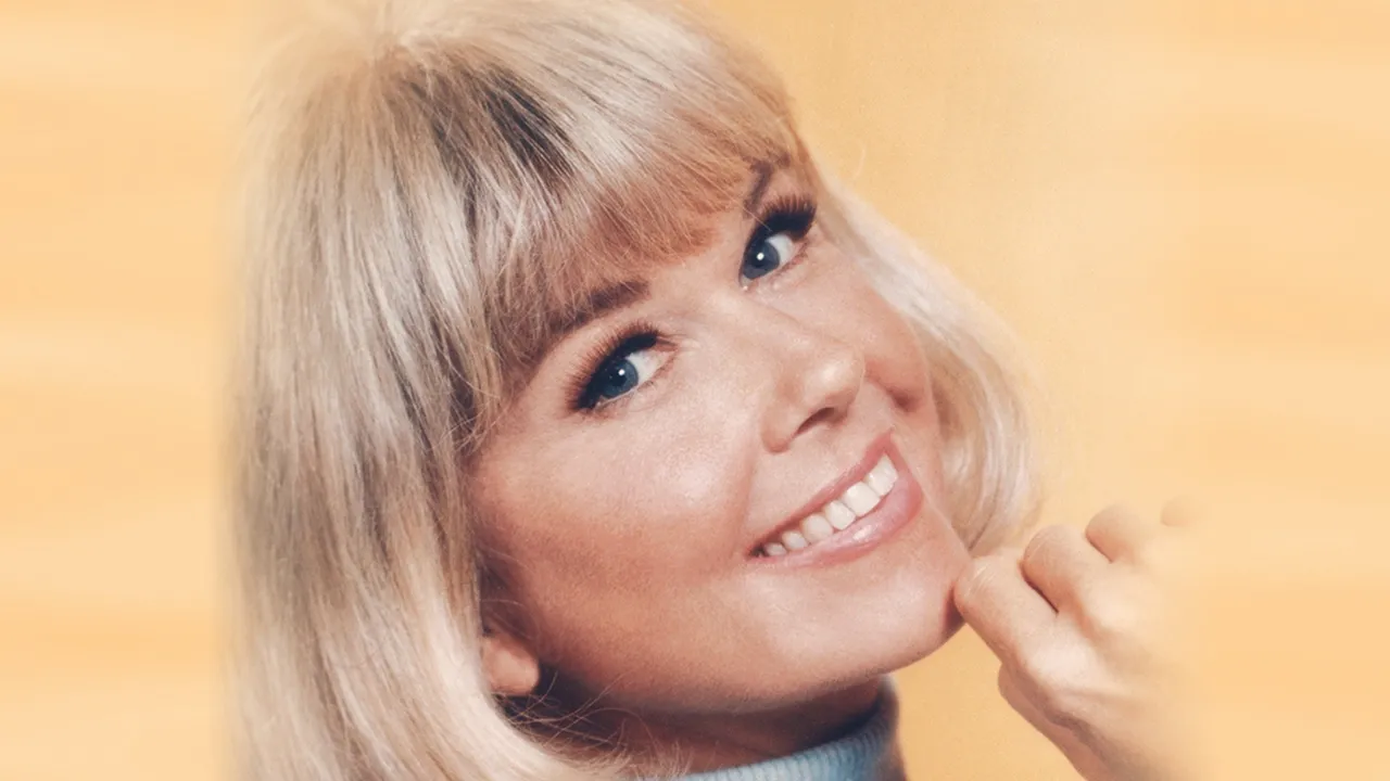 The Doris Day Show: Where to Watch and Stream Online | Reelgood