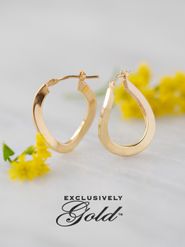  Exclusively Gold Jewelry Poster