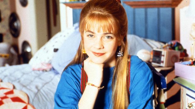 Clarissa Explains It All Backdrop