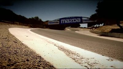 Season 07, Episode 06 Mazda MX-5 vs. Greyhound