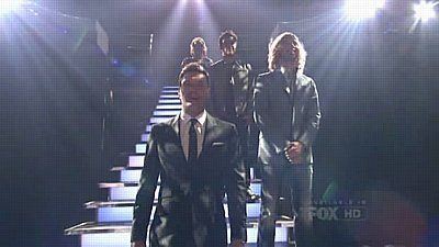 Season 09, Episode 40 Top 3 Finalists Perform