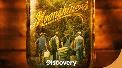 Season 09, Episode 101 Moonshiners: Tickle Runs for His Life