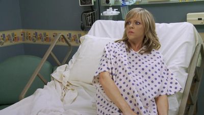 Season 06, Episode 12 Dee Gives Birth