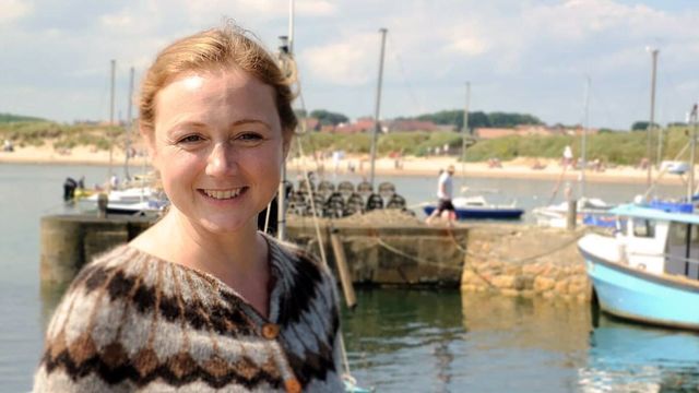 Britain at Low Tide Backdrop