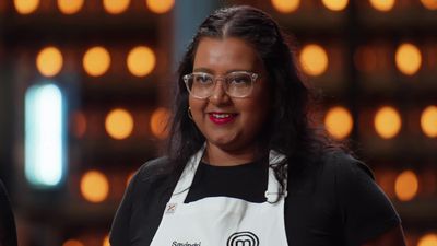 Season 16, Episode 48 3 Judges Cook a Mystery Box