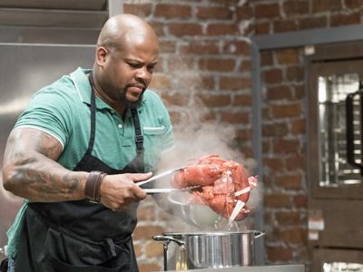 Season 13, Episode 09 Game Day Special